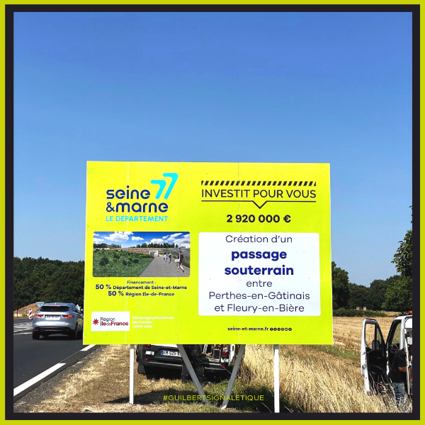 Panneaux de chantier